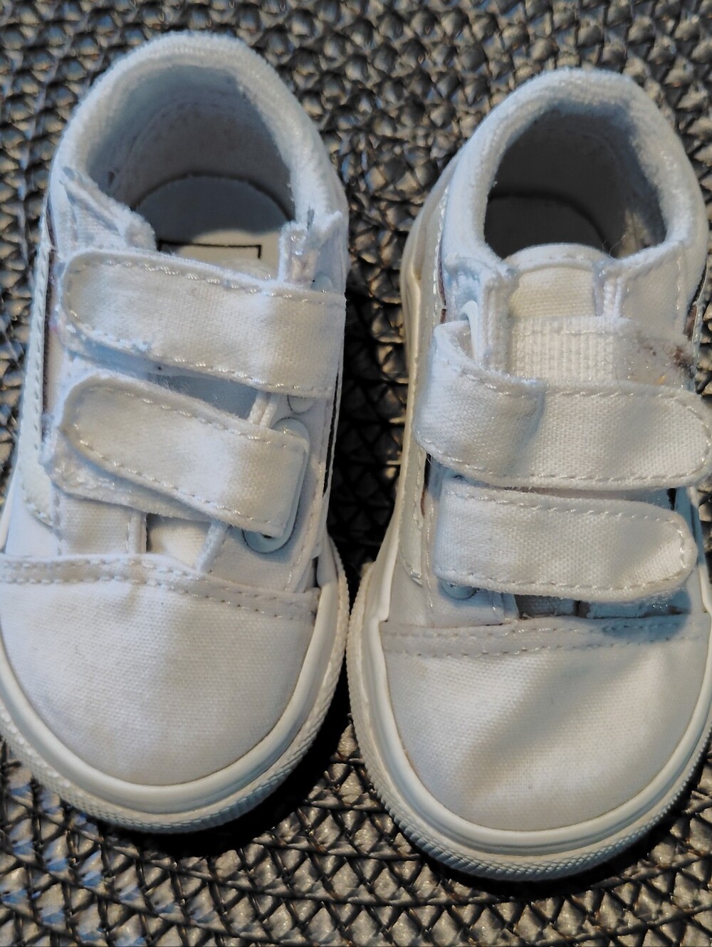 Vans Kids' White Classic Low-Top Sneakers